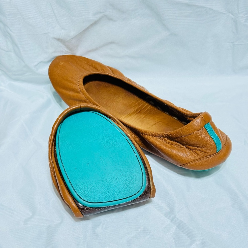 Tieks Chestnut and Teal Flats - Picture 2 of 7